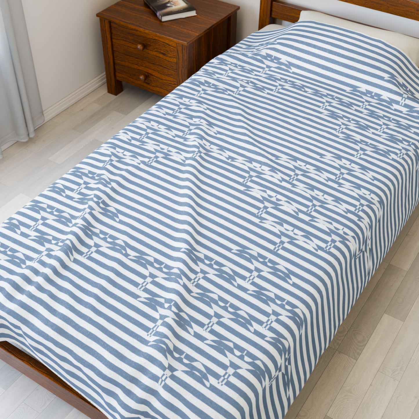 Stripe Iwa Bird Cozy Velveteen Plush Blanket