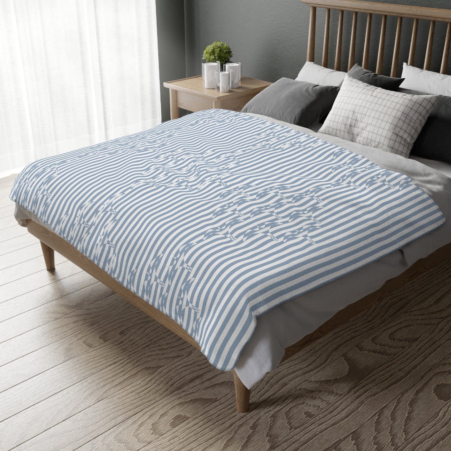 Iwa Bird Oahu Velveteen Microfiber Blanket